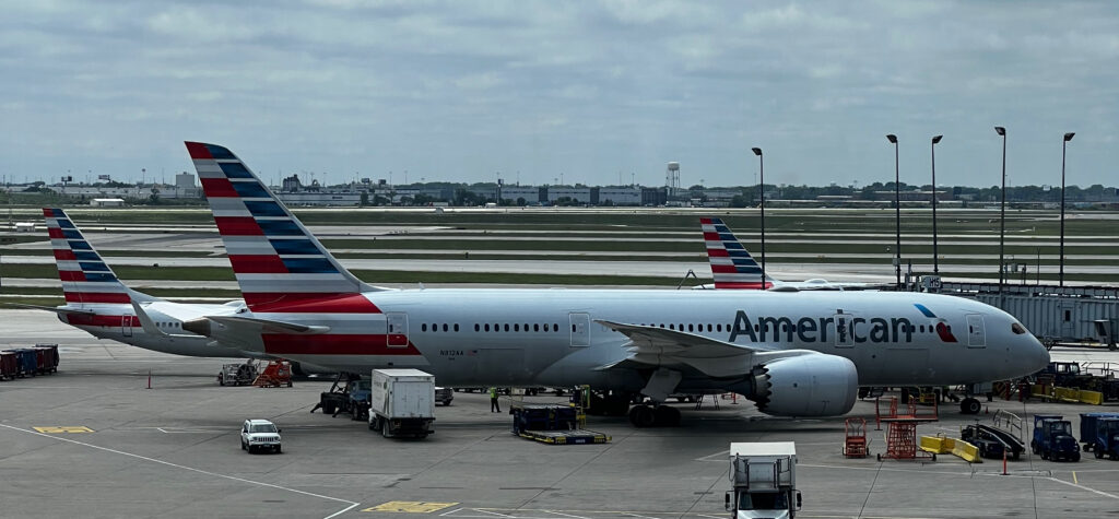Boeing 787 parked in front of a 737